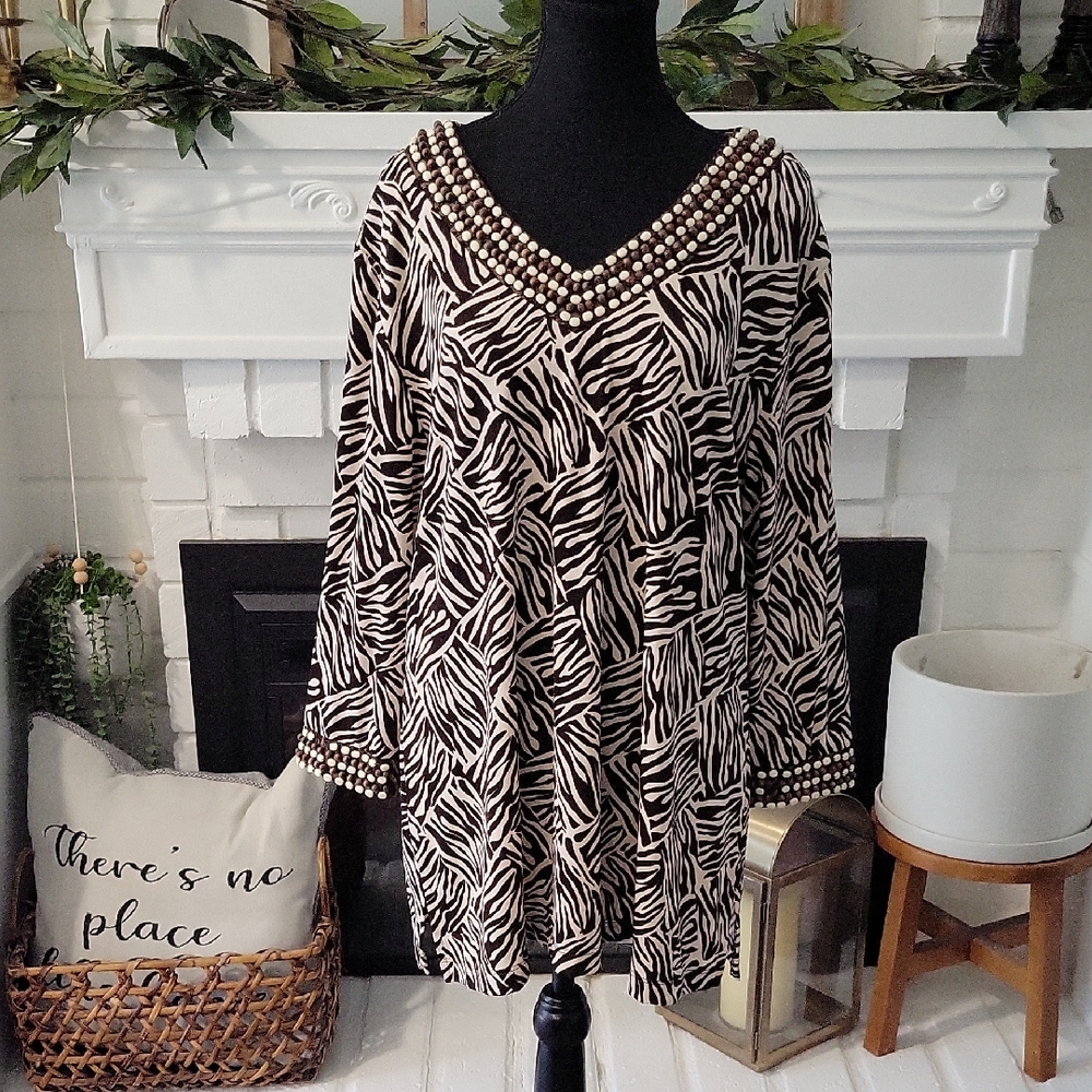 Chico’s Travelers Women’s Zebra Print Beaded Tunic Top Blouse 3/4 Sleeve Size 3
